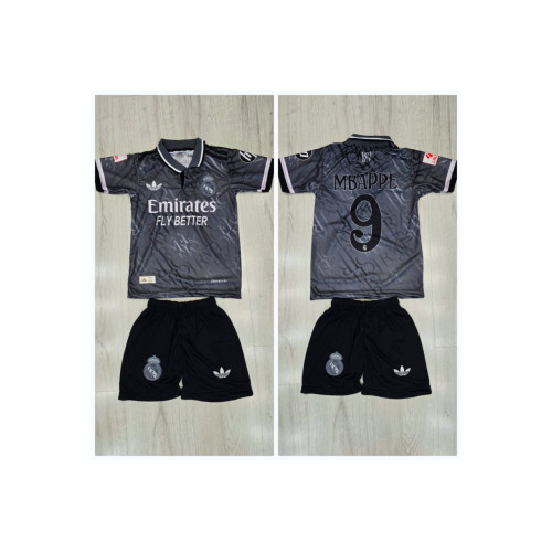 8304 Детски футболен комплект REAL MADRID MBAPPE 9